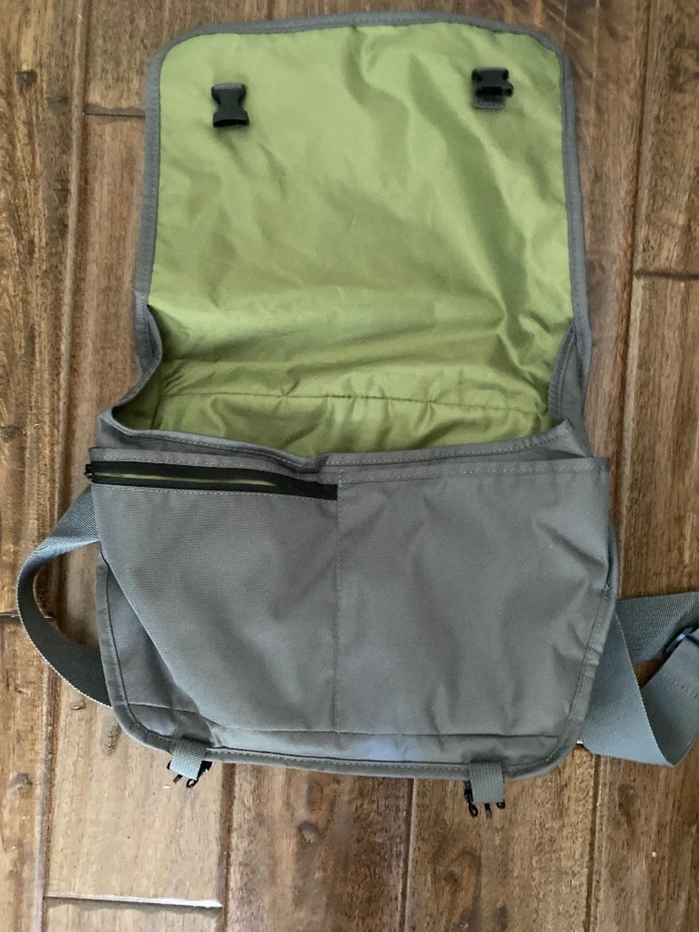 Lowepro Exchange Messenger Camera Bag Gray Adjustable